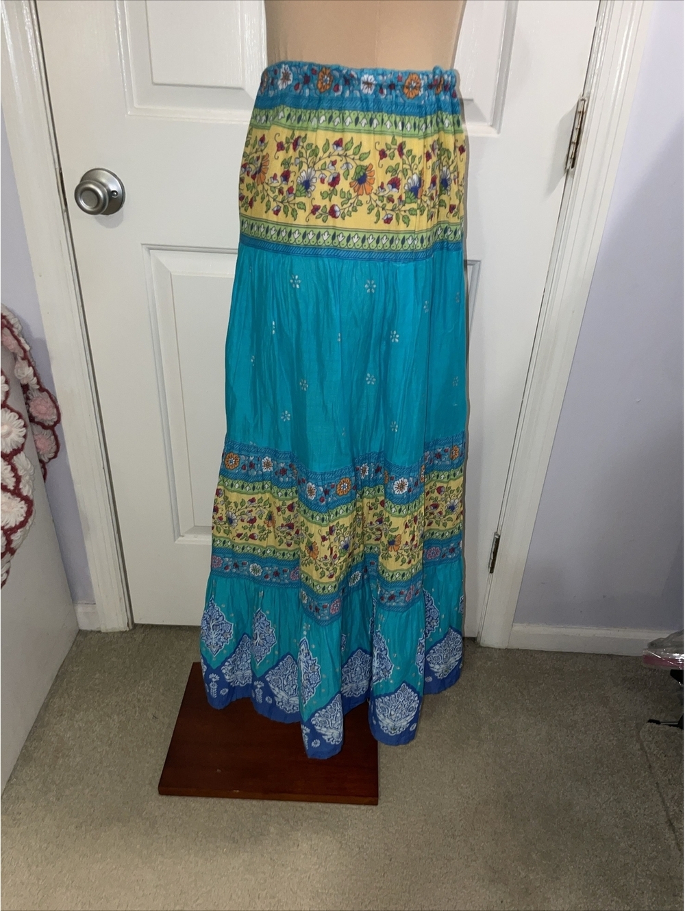 Boho Hippie Cottagecore Skirt Size Medium White Stag - Picture 7 of 9
